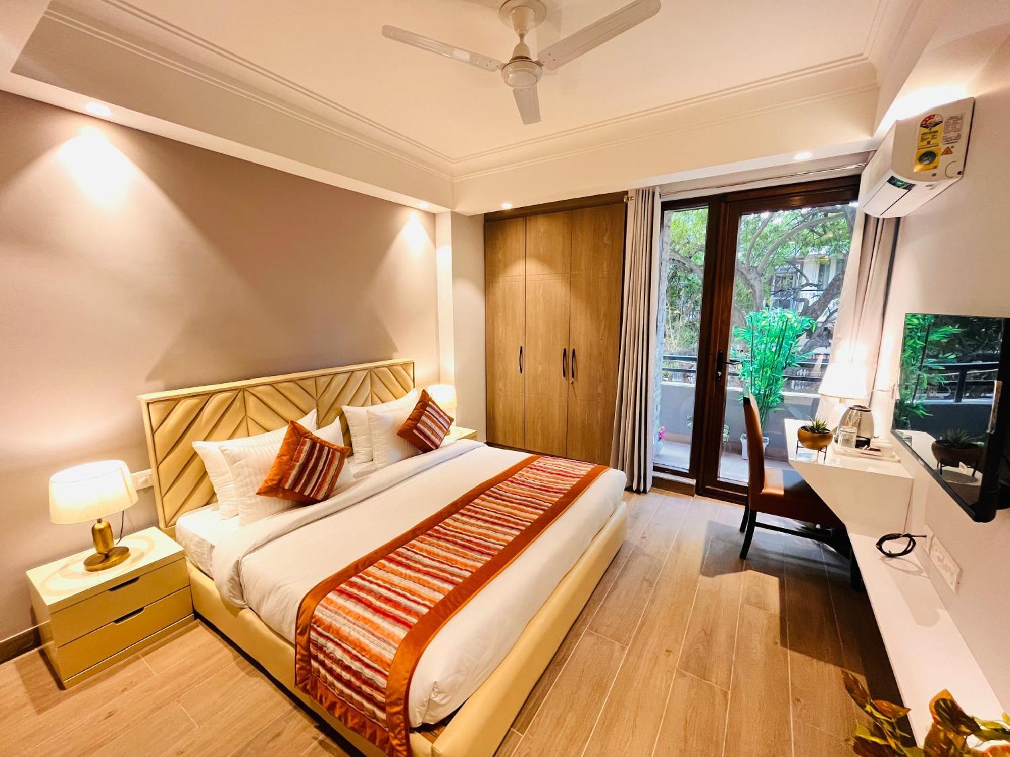 Hotel Gianmala Residency South Extension Near Aiims Delhi New Delhi Bagian luar foto