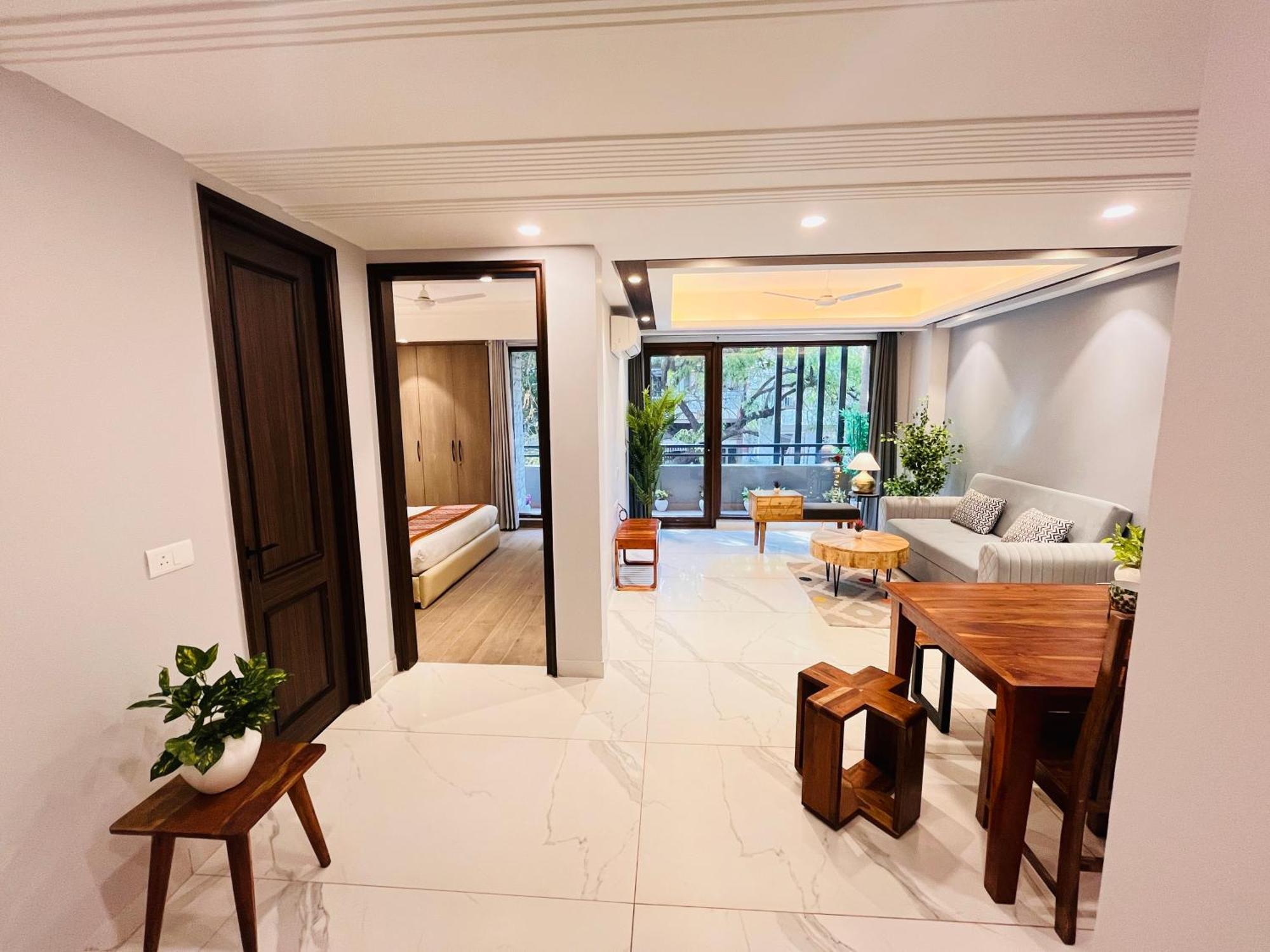 Hotel Gianmala Residency South Extension Near Aiims Delhi New Delhi Bagian luar foto