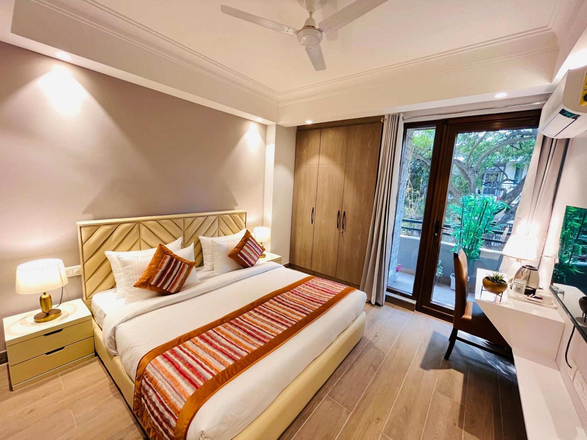 Hotel Gianmala Residency South Extension Near Aiims Delhi New Delhi Bagian luar foto