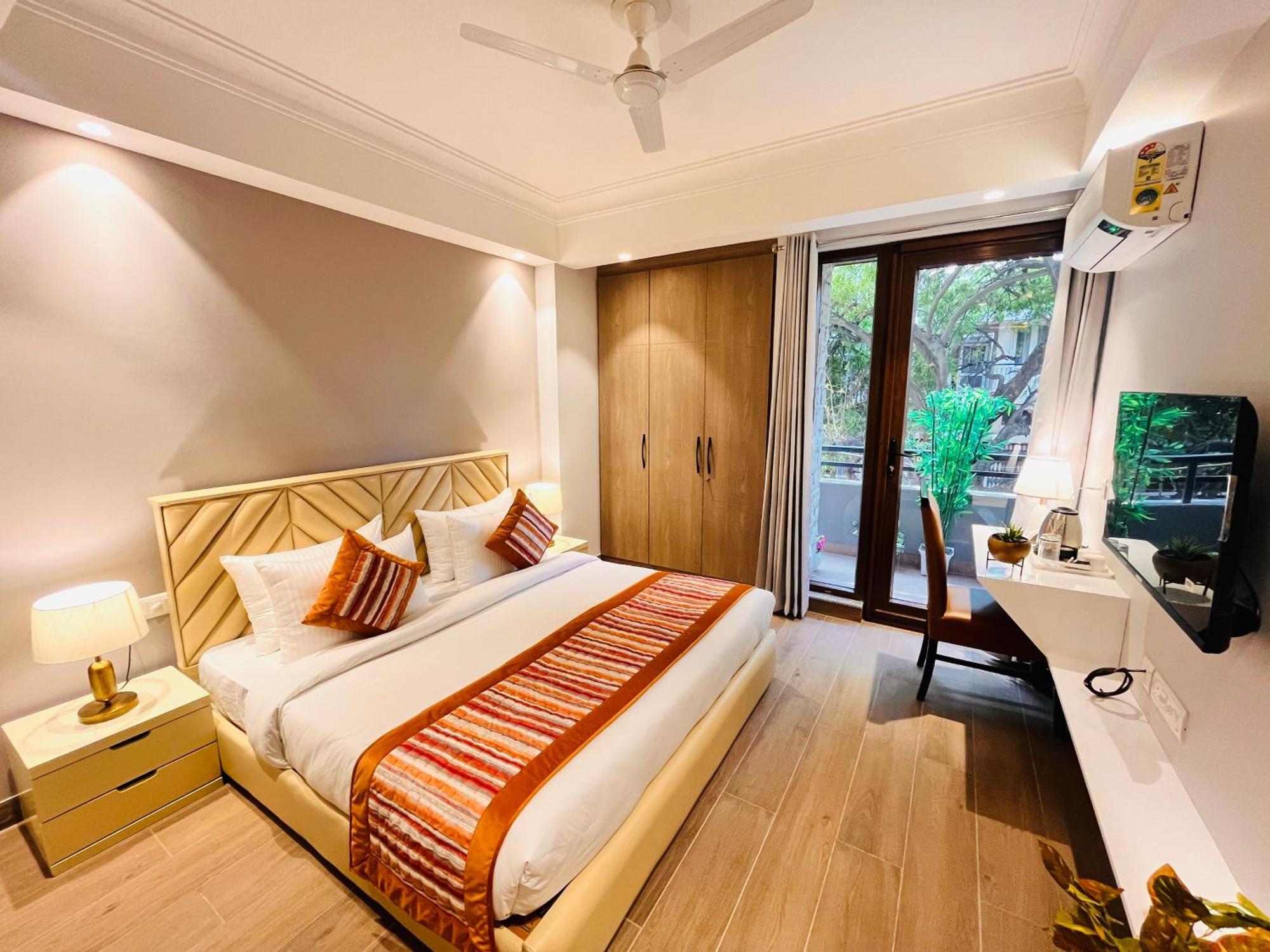 Hotel Gianmala Residency South Extension Near Aiims Delhi New Delhi Bagian luar foto