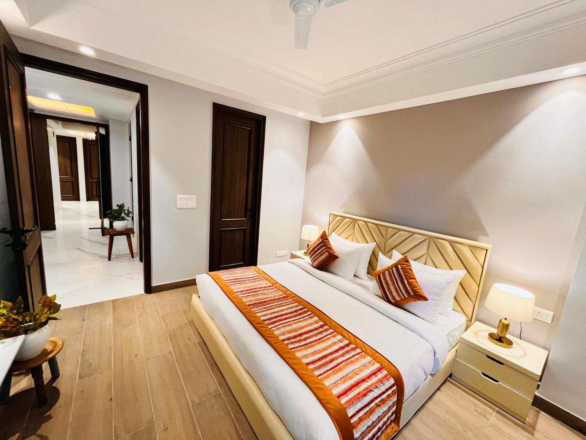 Hotel Gianmala Residency South Extension Near Aiims Delhi New Delhi Bagian luar foto