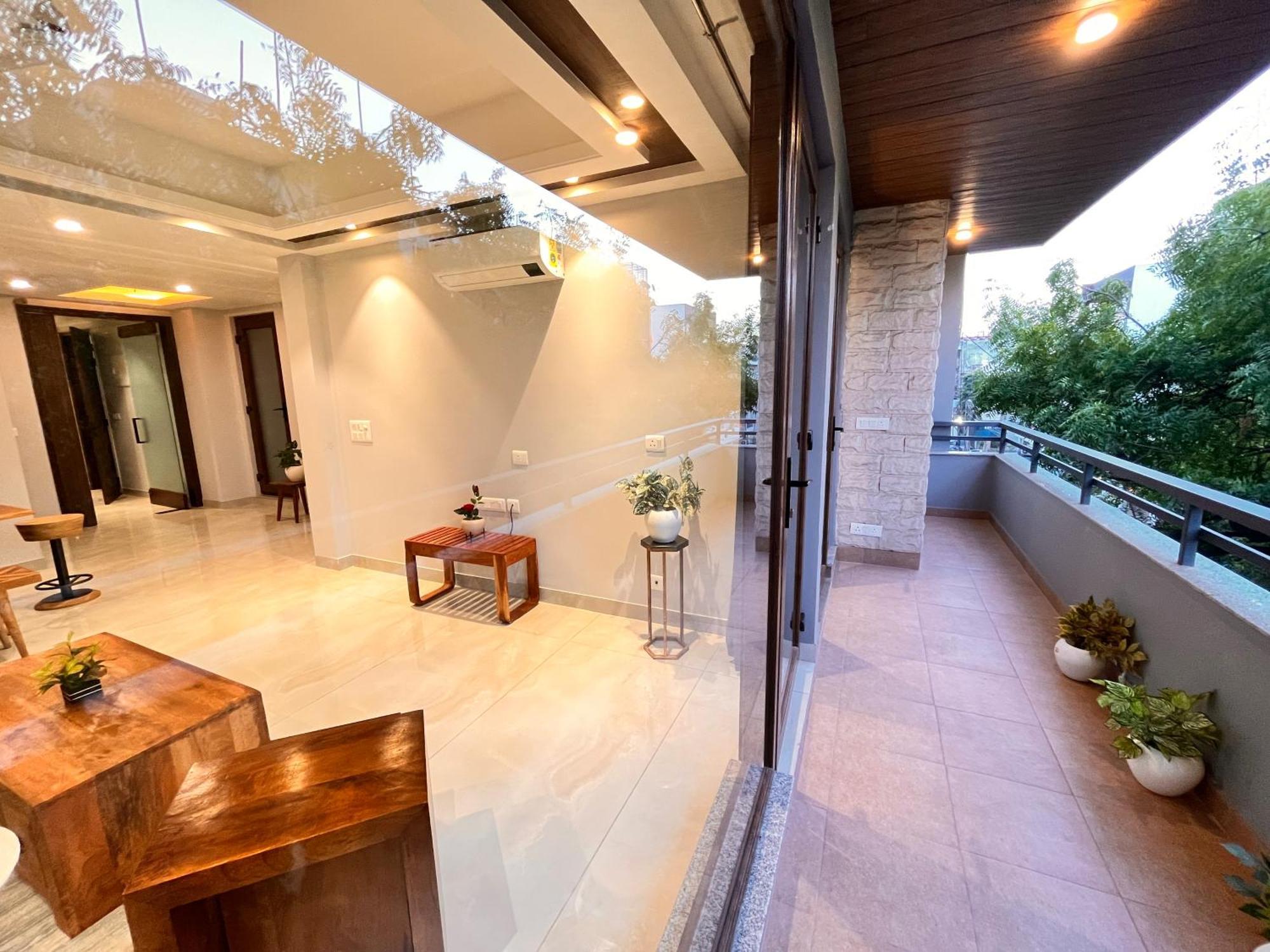 Hotel Gianmala Residency South Extension Near Aiims Delhi New Delhi Bagian luar foto
