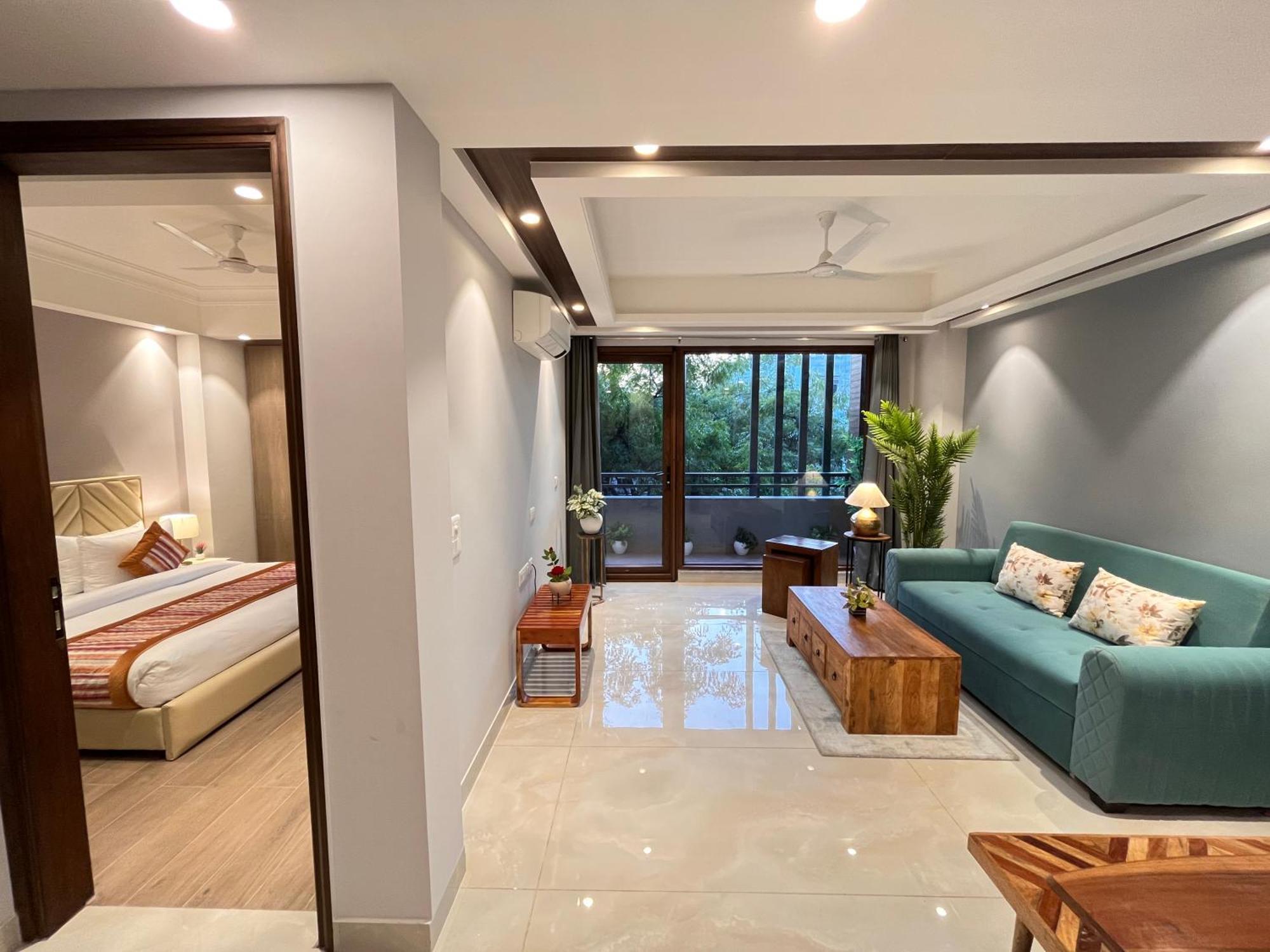 Hotel Gianmala Residency South Extension Near Aiims Delhi New Delhi Bagian luar foto