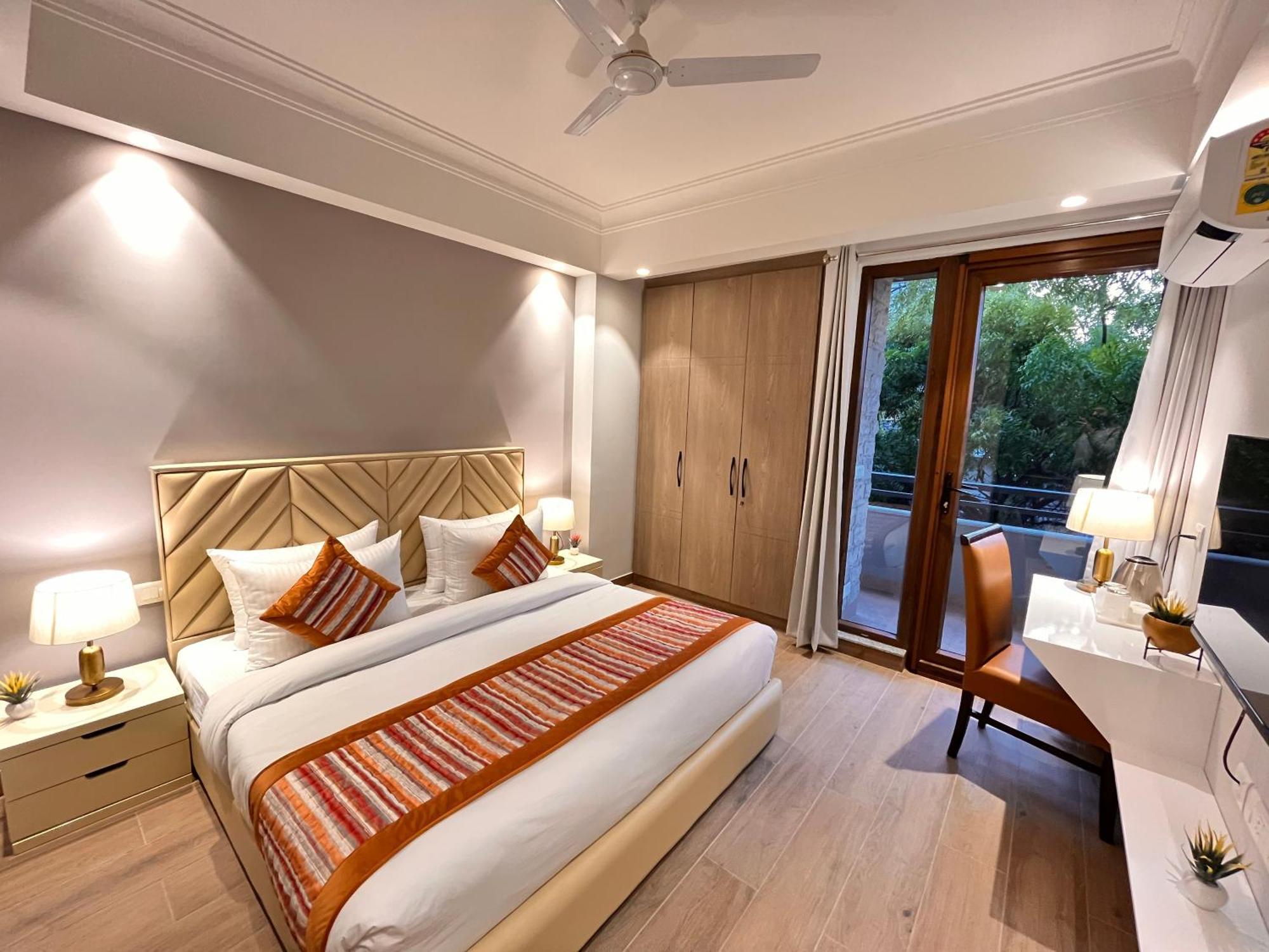 Hotel Gianmala Residency South Extension Near Aiims Delhi New Delhi Bagian luar foto