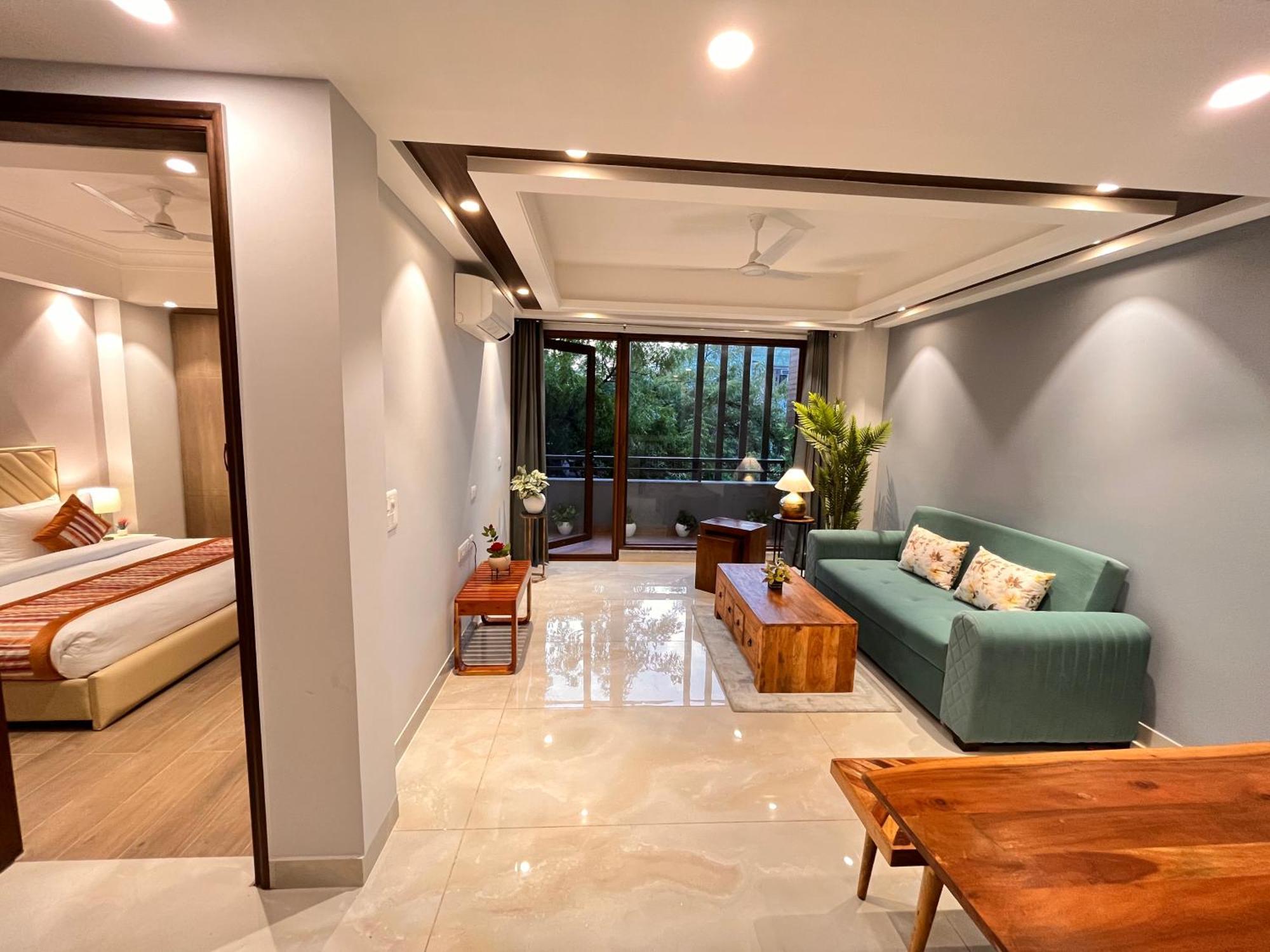 Hotel Gianmala Residency South Extension Near Aiims Delhi New Delhi Bagian luar foto