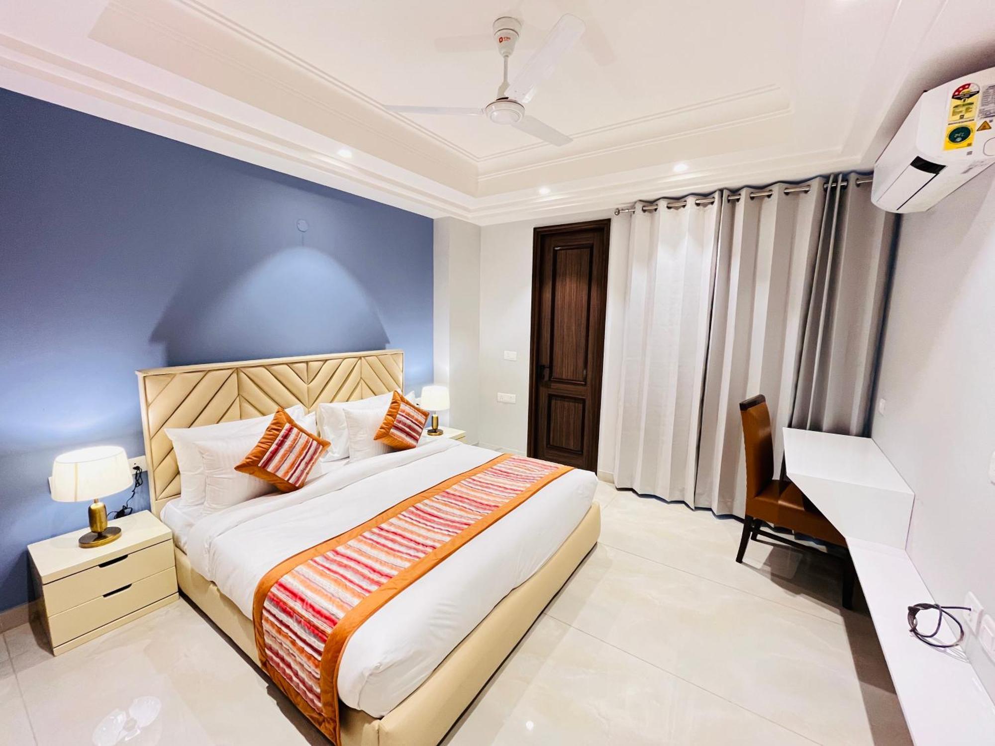 Hotel Gianmala Residency South Extension Near Aiims Delhi New Delhi Bagian luar foto