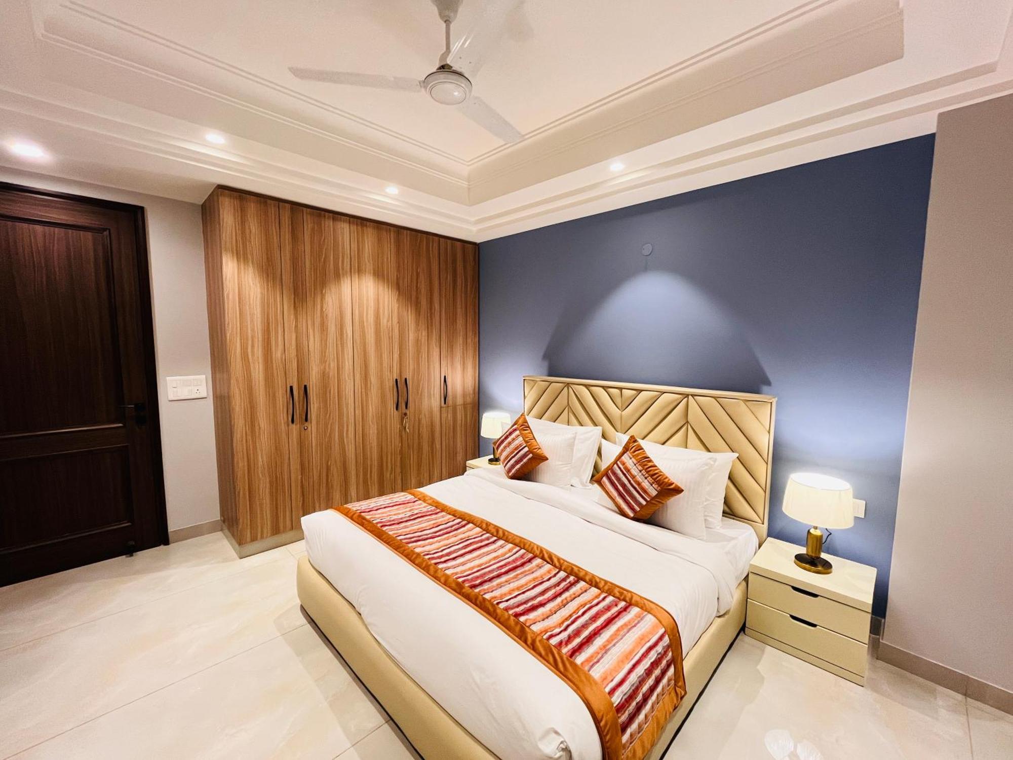 Hotel Gianmala Residency South Extension Near Aiims Delhi New Delhi Bagian luar foto