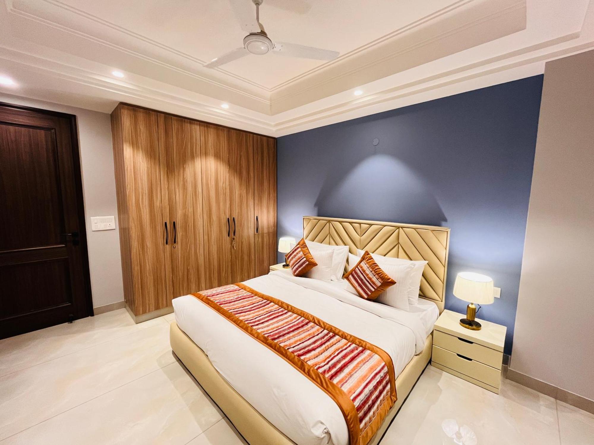 Hotel Gianmala Residency South Extension Near Aiims Delhi New Delhi Bagian luar foto