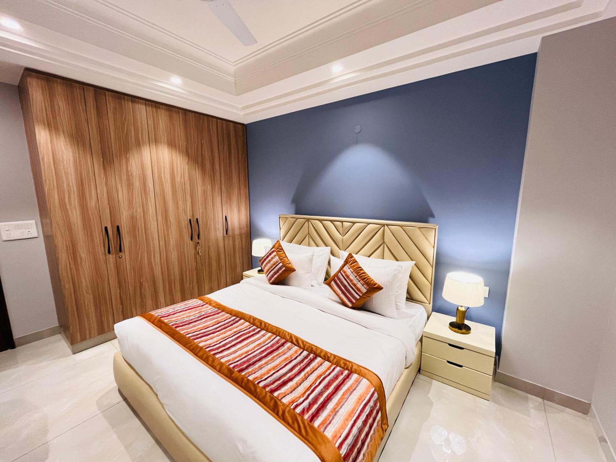 Hotel Gianmala Residency South Extension Near Aiims Delhi New Delhi Bagian luar foto